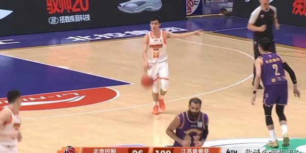 开云下载-张庆鹏：球队出现很多的问题，都有华丽履历但篮球不是一个人运动