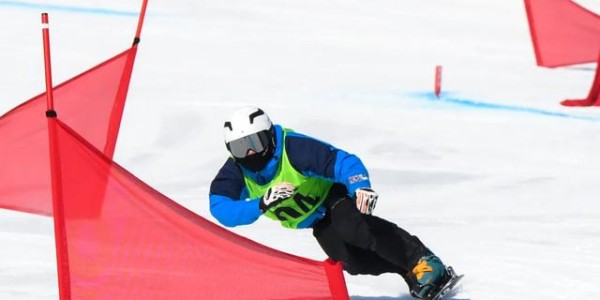 开云线上入口-祝贺！在第十七届省运会单板滑雪比赛中，大同选手刘姝廷摘得两金|回转|运动会|大同代表队|越野滑雪|王宇_新浪新闻