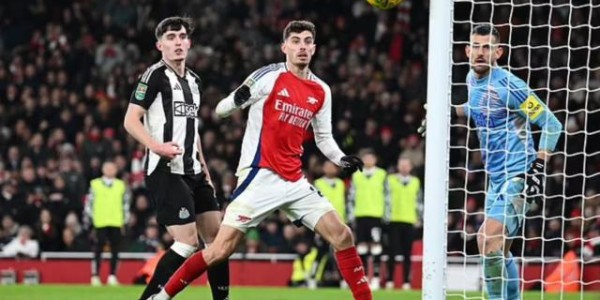 开云下载-23次射门，11个角球，阿森纳咋就0比2输了呢？