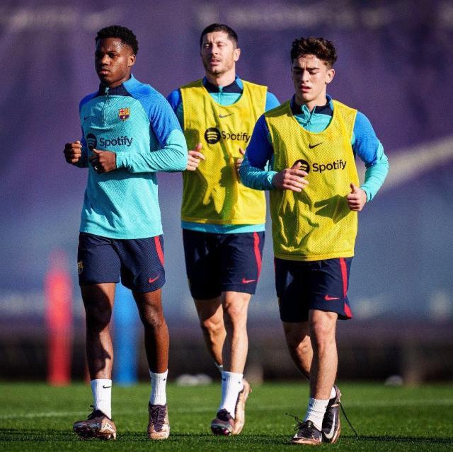 1672195665554043331.jpg Fk_flT4XwAEbvB-.jpg